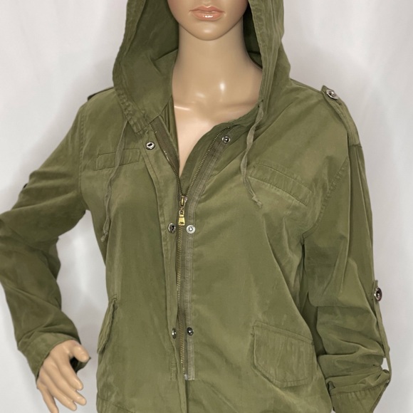 Brandy Melville Army Green Jacket - Picture 5 of 5